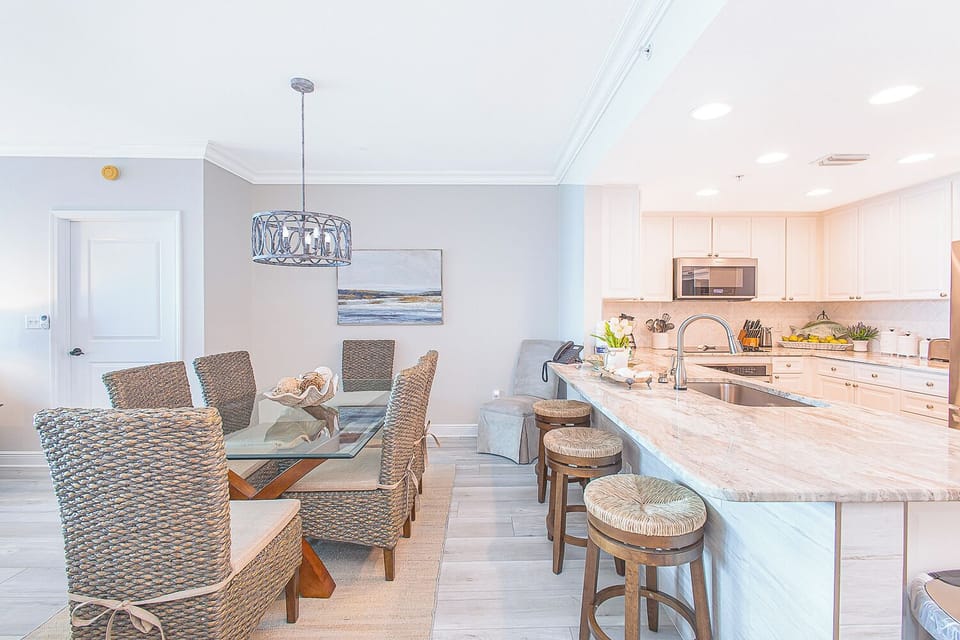 Dining Area 1.2