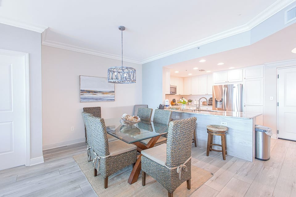 Dining Area 1.1
