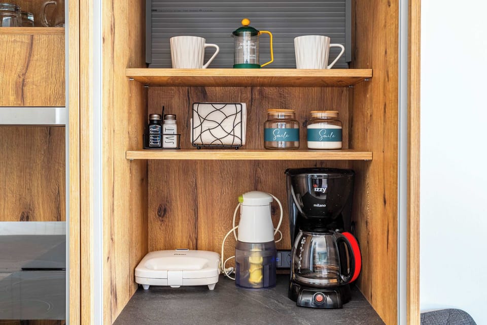 Breakfast and Coffee Station