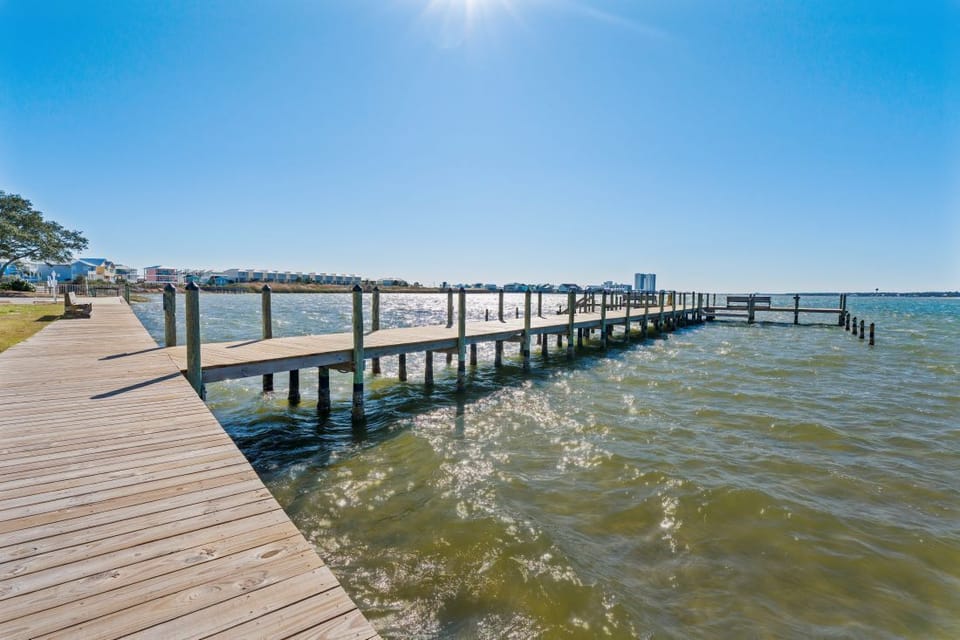Compass Point Pier + Boat Slips