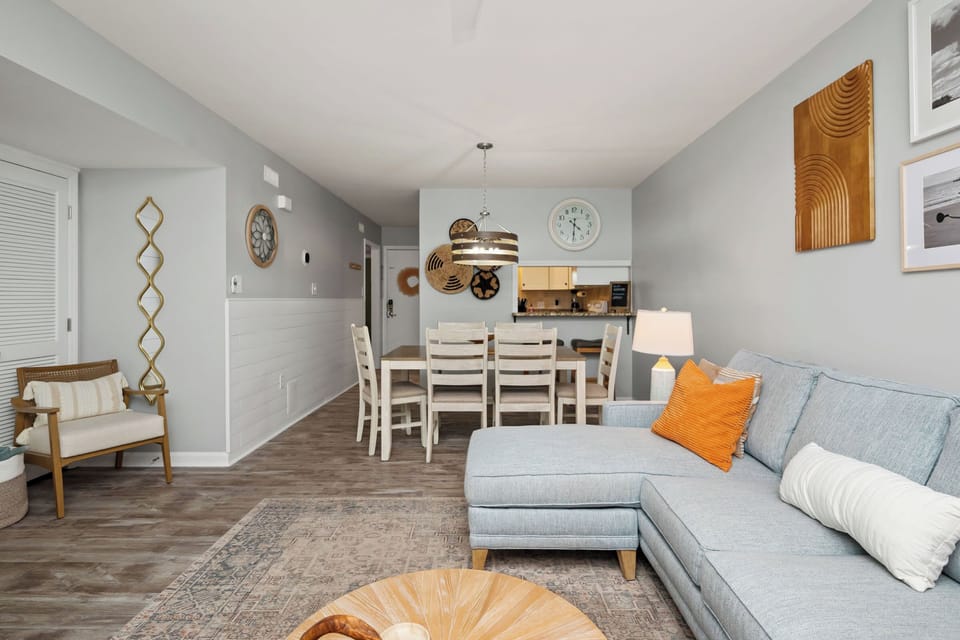 Living Area - Southeast