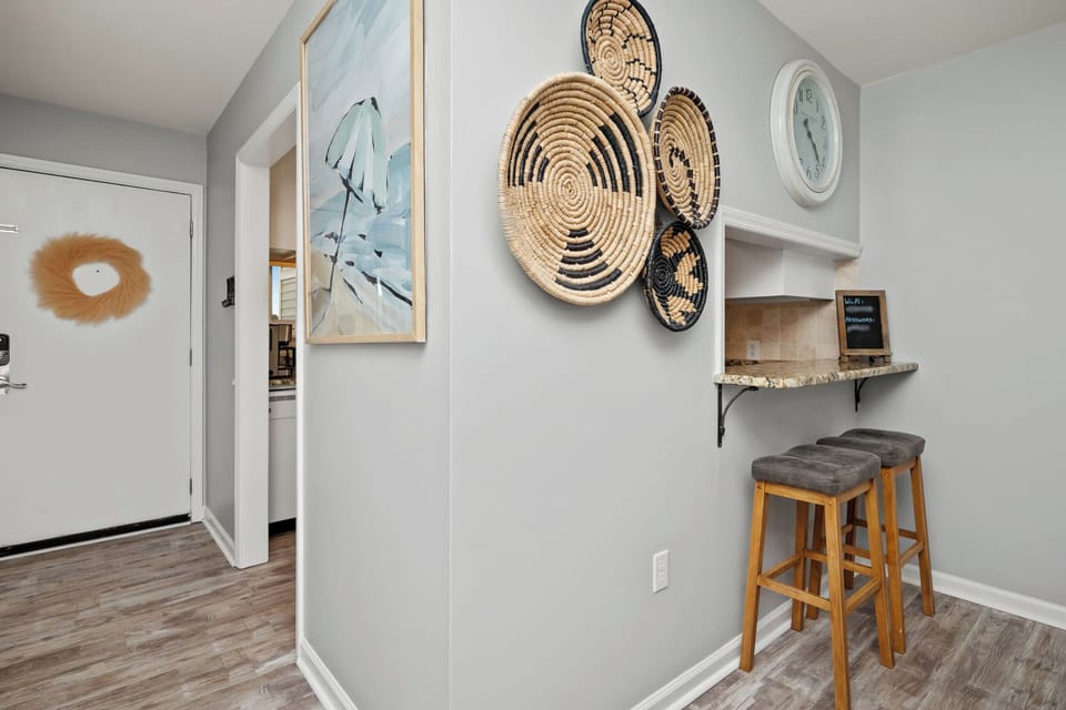Kitchen Bar / Hallway - East