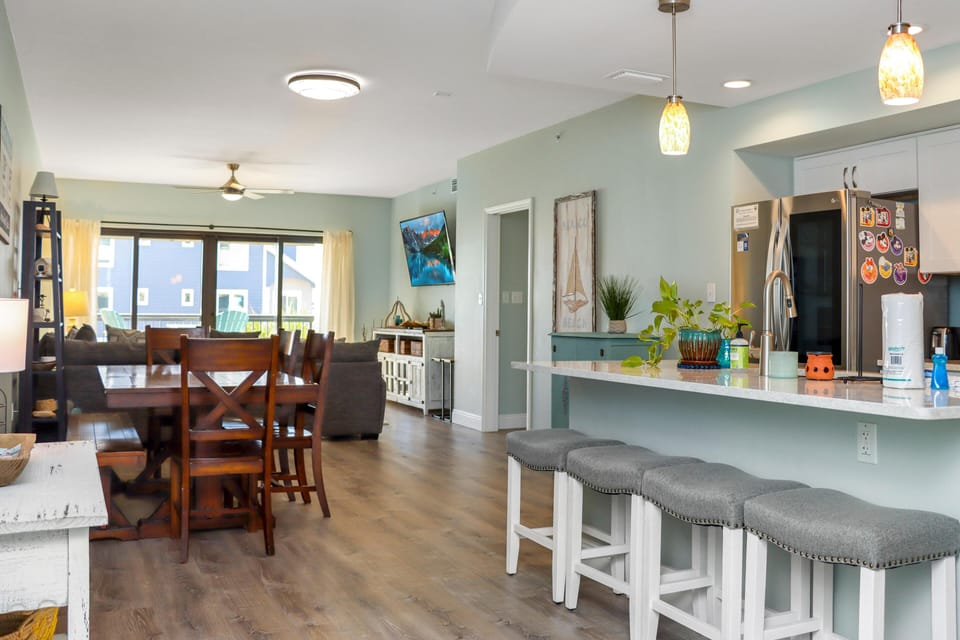 Condo, Multiple Beds (Club at Mexico Beach 1K Forgotten Cov) | Dining