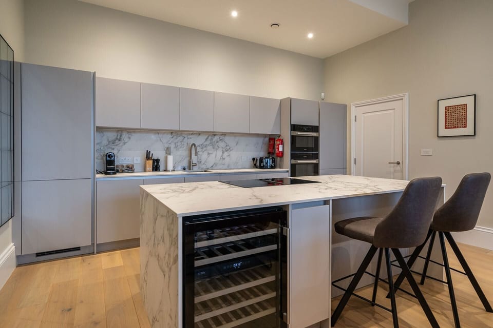 Premium Suite, 2 Bedrooms, Sea View | Private kitchen | Full-size fridge, microwave, oven, stovetop