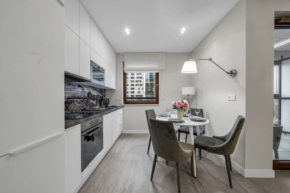 Kitchen with Dining Area | Book Now with RENTUJEMY.COM