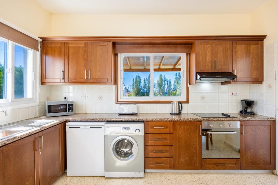Equipped kitchen