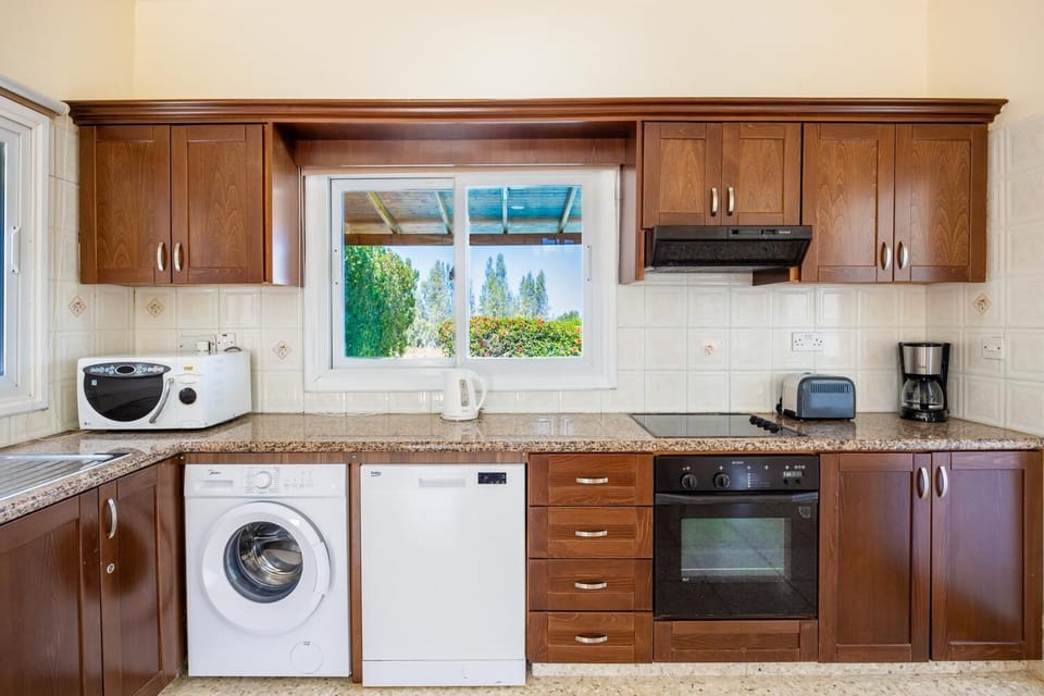 Equipped kitchen