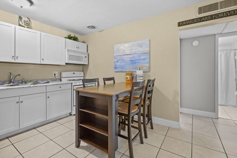 Kitchen and dining area