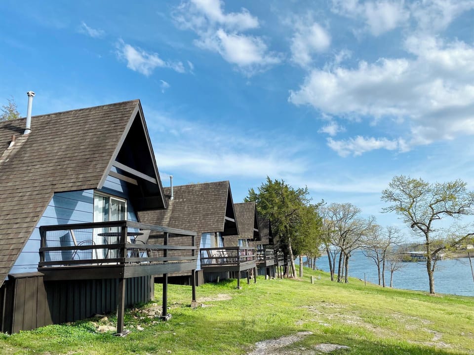 Lakefront Studio Aframe cabin