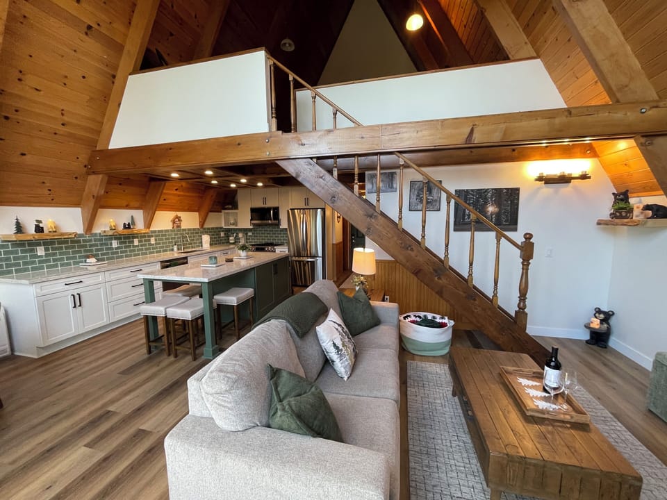 Cabin main floor