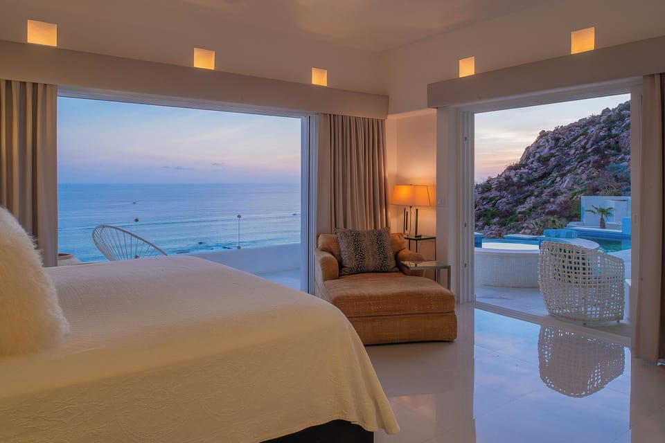 Luxury Villa, Bay View | 4 bedrooms, in-room safe, free WiFi, bed sheets