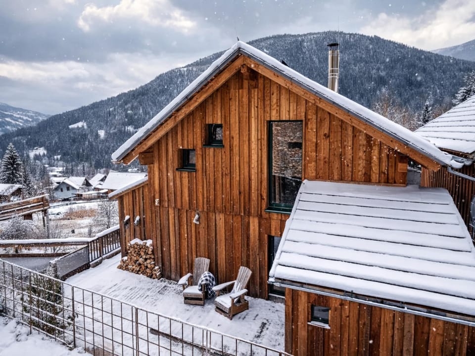 Holiday Home Exterior [winter]