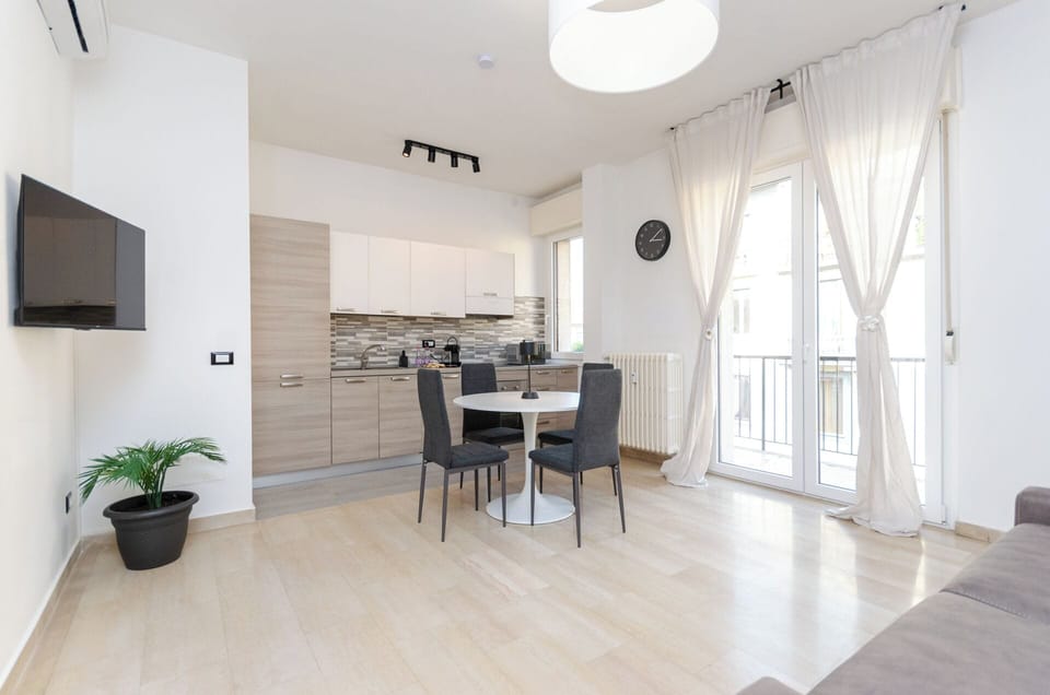 Apartment, Balcony, City View | Private kitchen | Full-size fridge, microwave, oven, stovetop