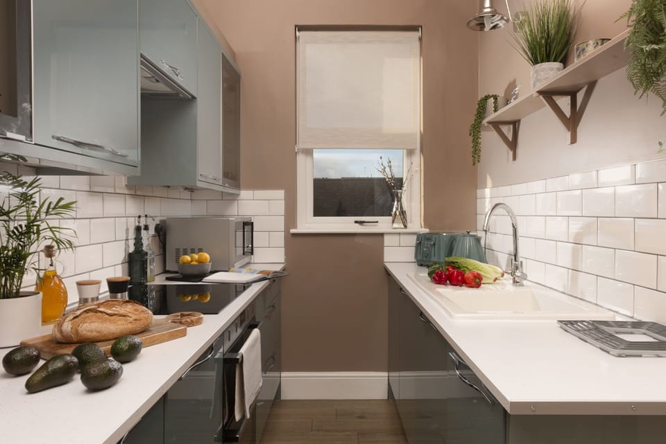 Modern kitchen - dishwasher - coffee machine - The Secret Seascape