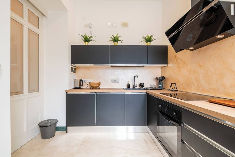 Apartment, 3 Bedrooms, Accessible, Balcony | Interior