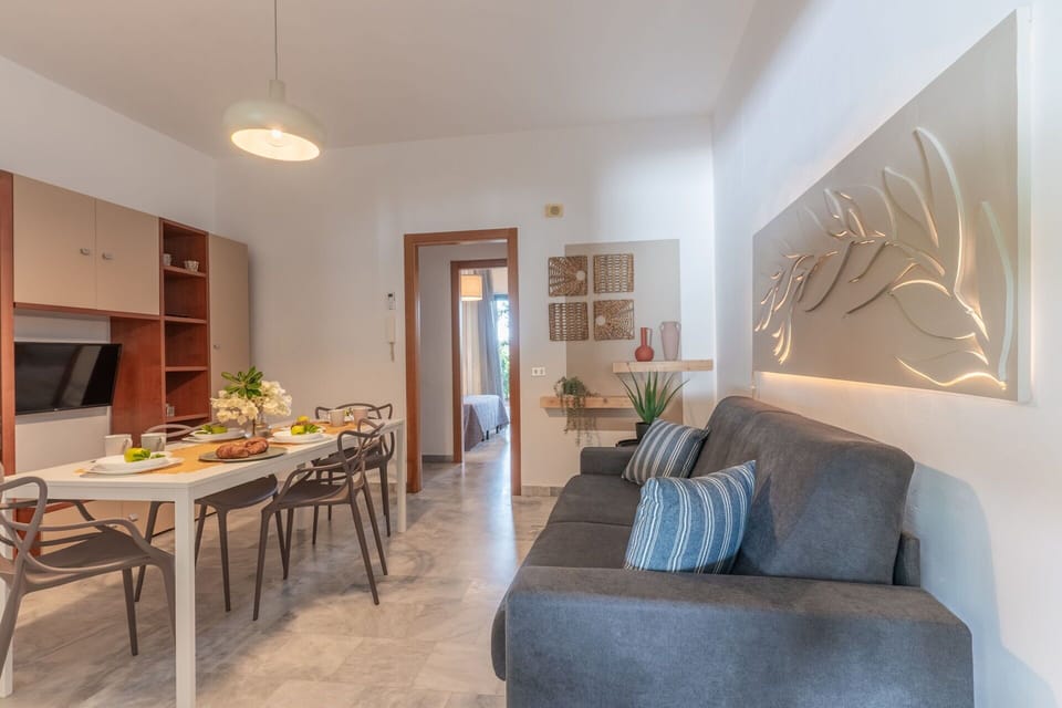Interior Design, Flooring, Furniture, Wood, Floor, Ceiling, Room, Lighting, Home, Apartment