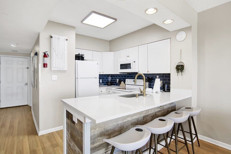 Fully equipped kitchen