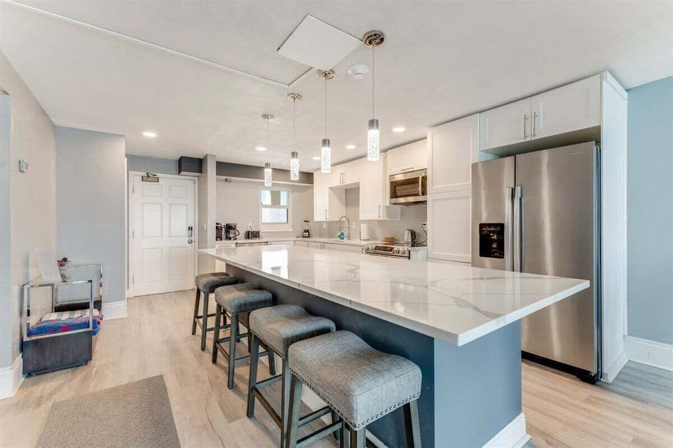 Extra seating at kitchen island