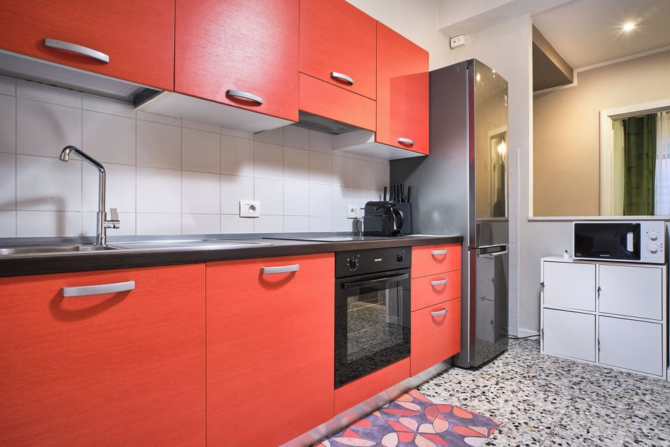 Microwave, oven, stovetop, griddle