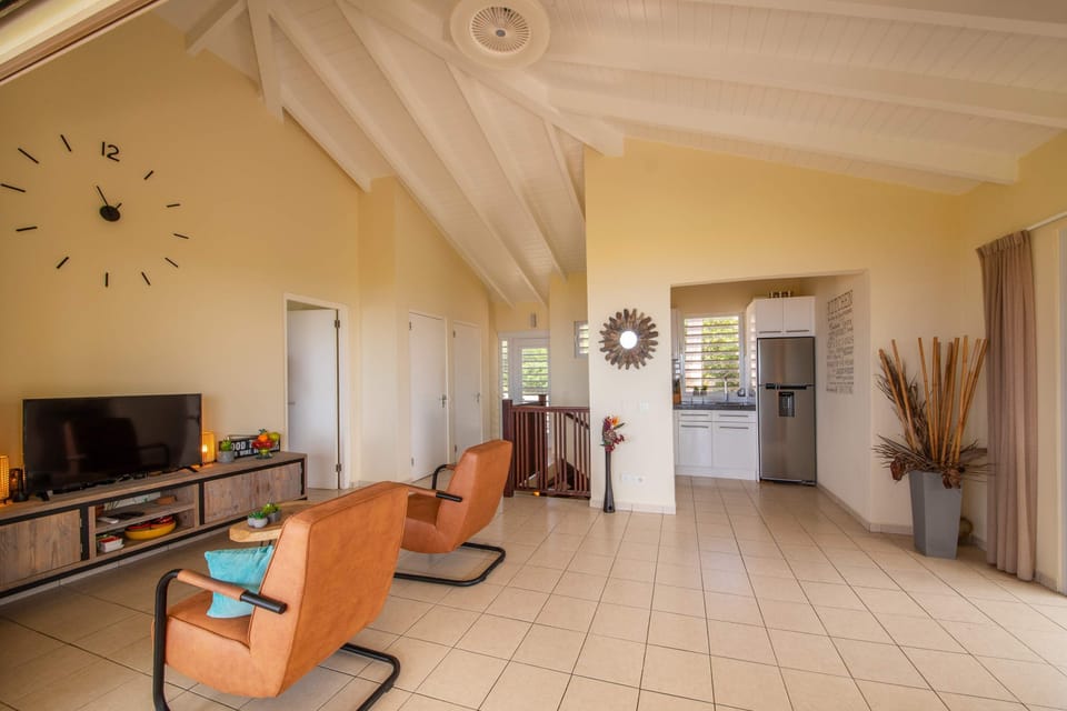 House | 3 bedrooms, Internet