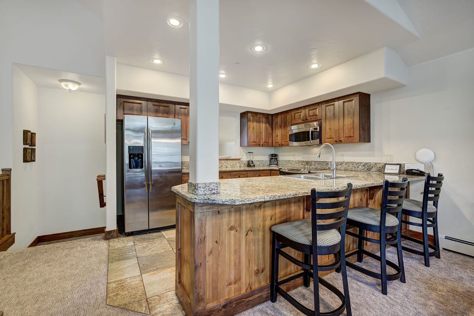 Condo, 2 Bedrooms | Private kitchen | Coffee/tea maker, fridge, oven, toaster