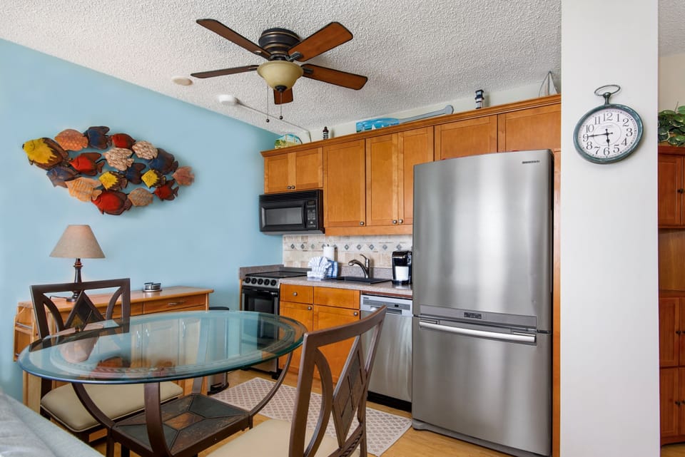 Full Kitchen