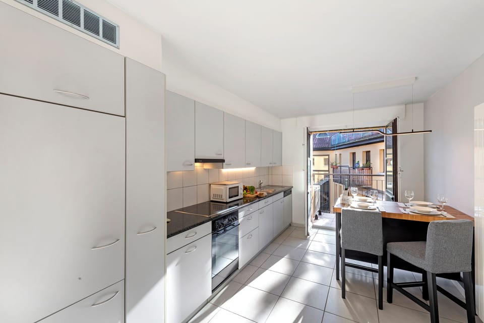 Luxury Apartment, 3 Bedrooms, 2 Bathrooms (Novos Arcadia 501) | Private kitchen