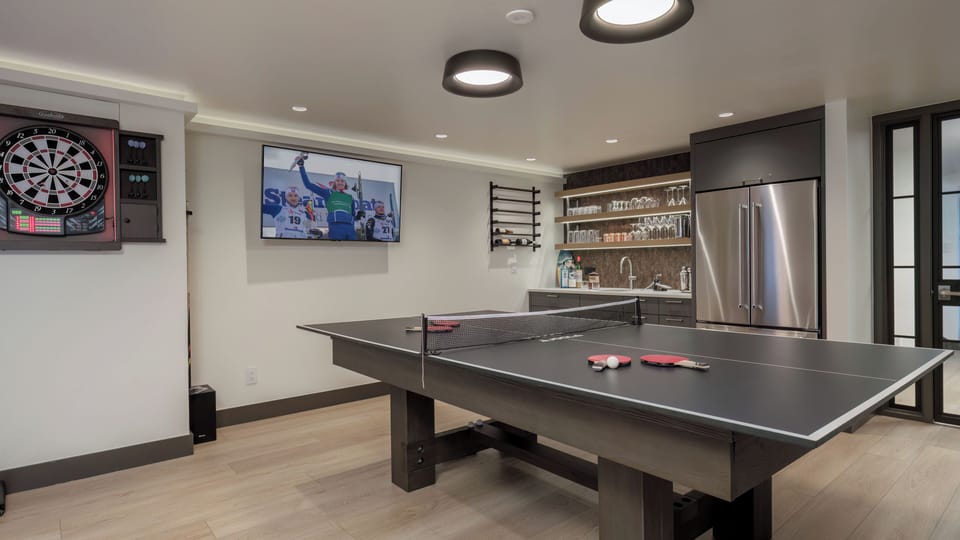 Bar and Game Room, Main Level