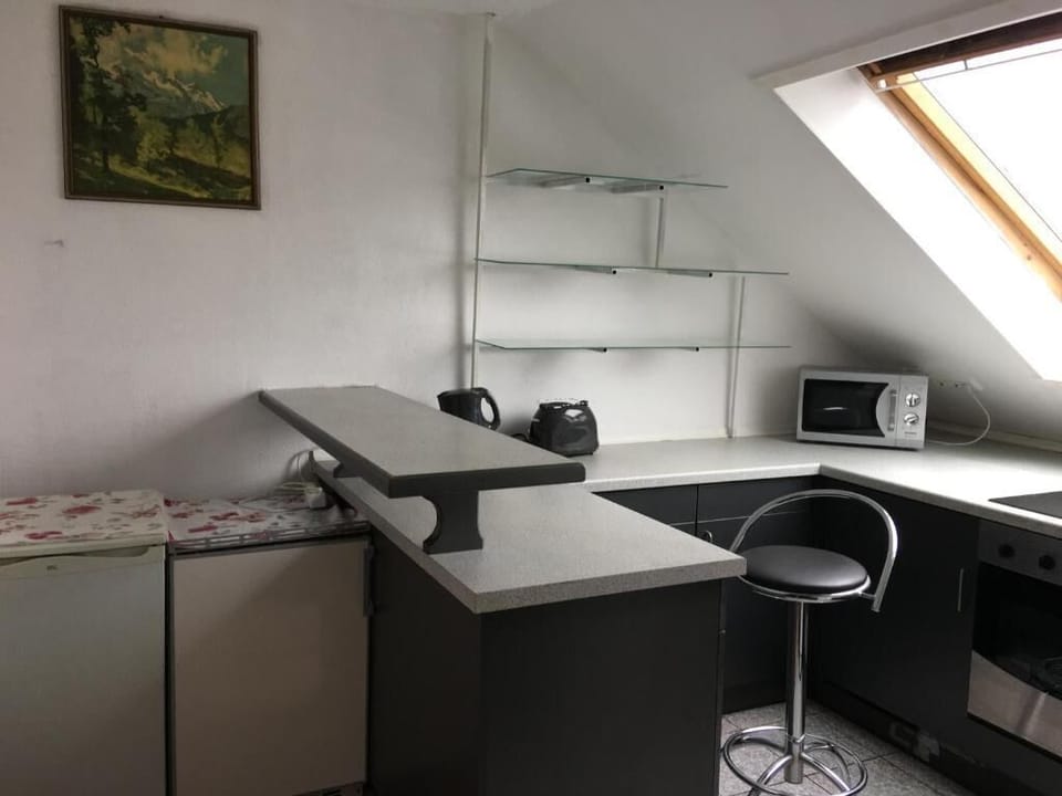 Condo, 2 Bedrooms | Private kitchen
