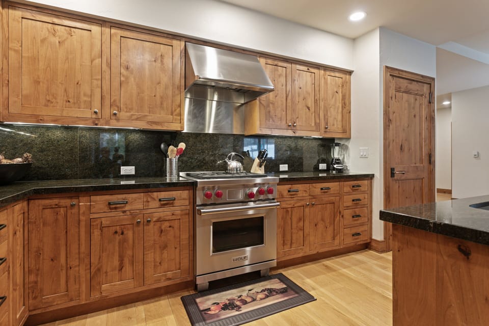 Indoors, Floor, Flooring, Hardwood, Kitchen