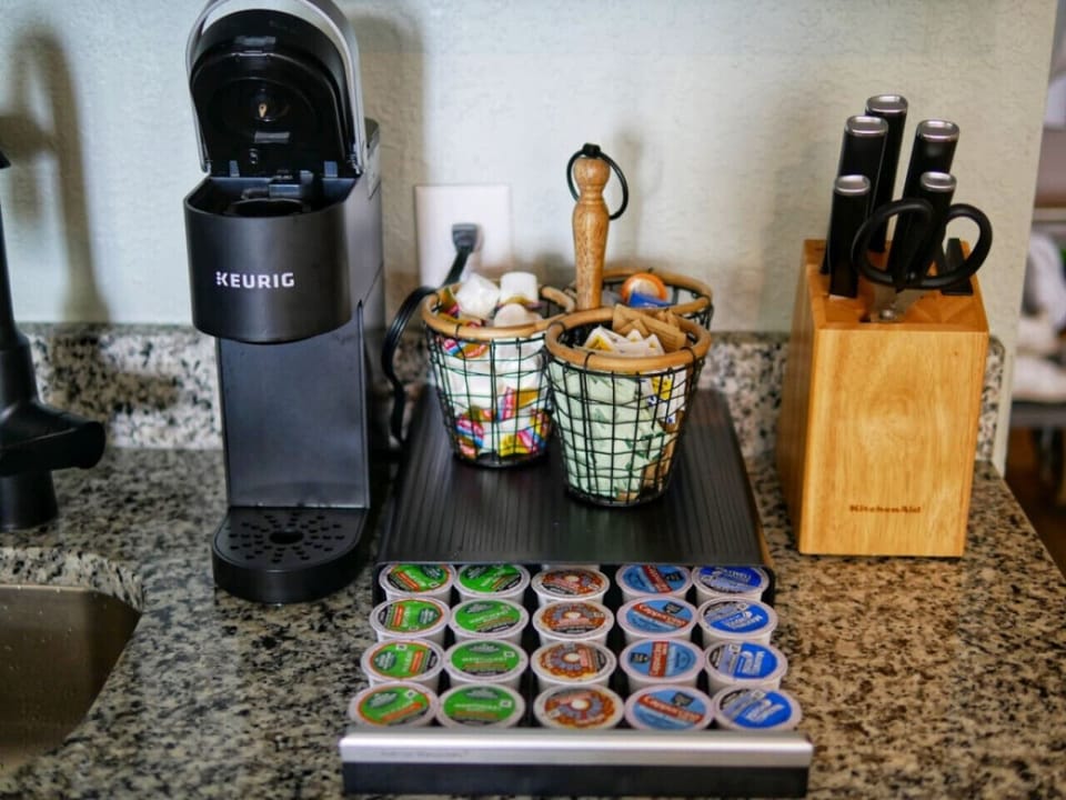 We have a Keurig coffee machine that can make hot or cold drinks. We supply coffee pods, creamer and sugar. We also have ice to make iced coffees!