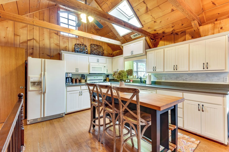 Kitchen | 2nd Floor | Cooking Basics