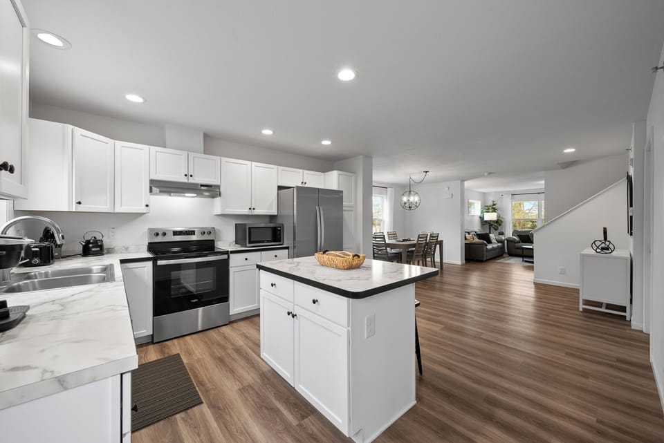 Open concept to dining room