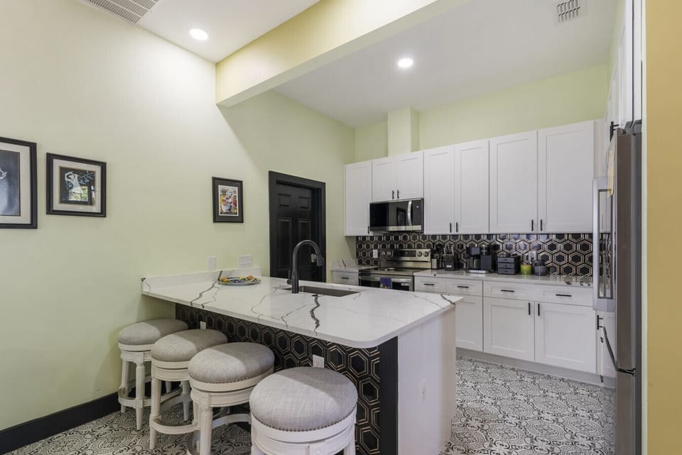 Nola Kitchen