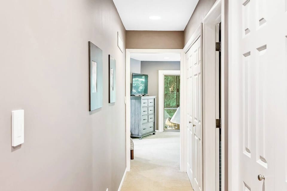 Primary bedroom - 2nd floor