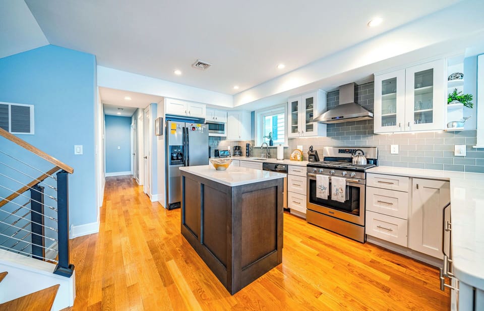 Modern Gourmet Kitchen with Sleek Finishes
