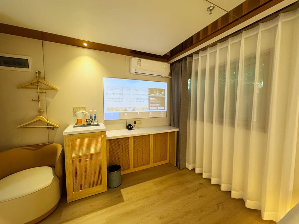 Deluxe Double Room | Memory foam beds, minibar (free items), desk, laptop workspace
