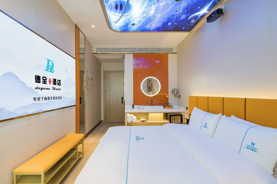 Premium bedding, WiFi (free), individually decorated, bed sheets