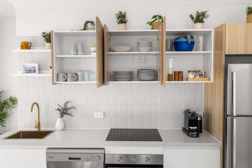 Salt, pepper, cooking oil 🛢️, coffee pods ☕, sugar, and milk 🥛 provided—everything you need to get started.