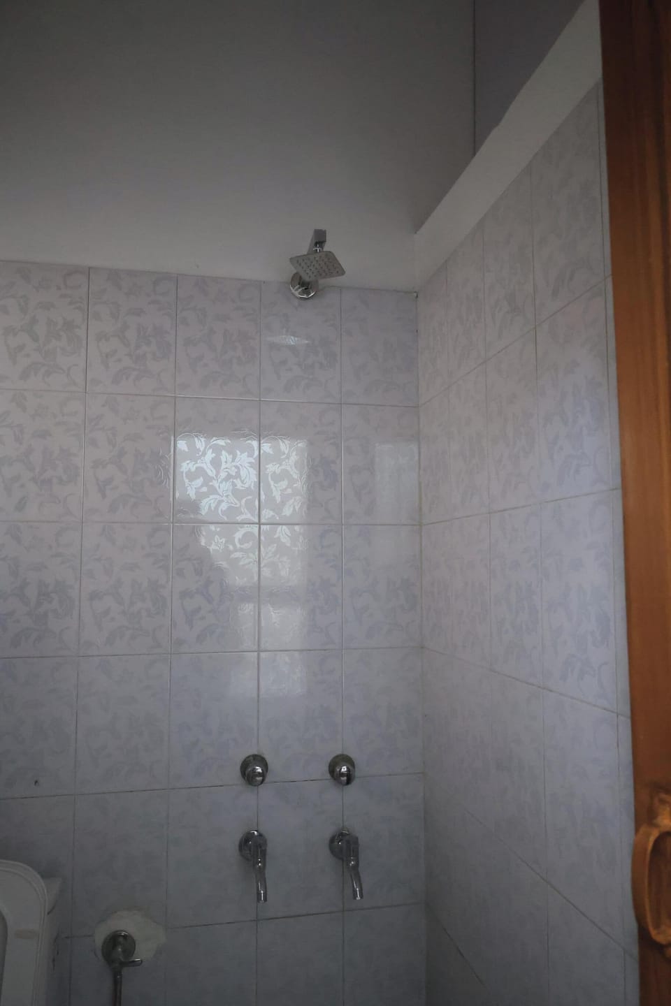 Standard Room | Bathroom