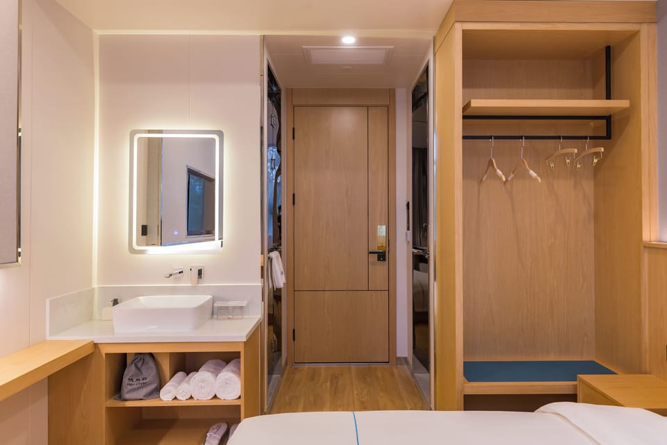Comfort Room | View from room