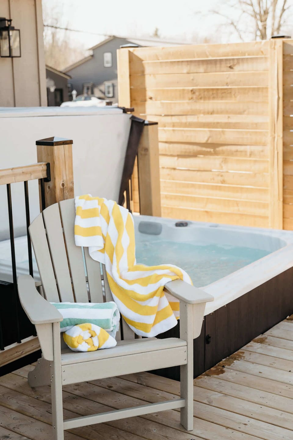 Outdoor spa tub