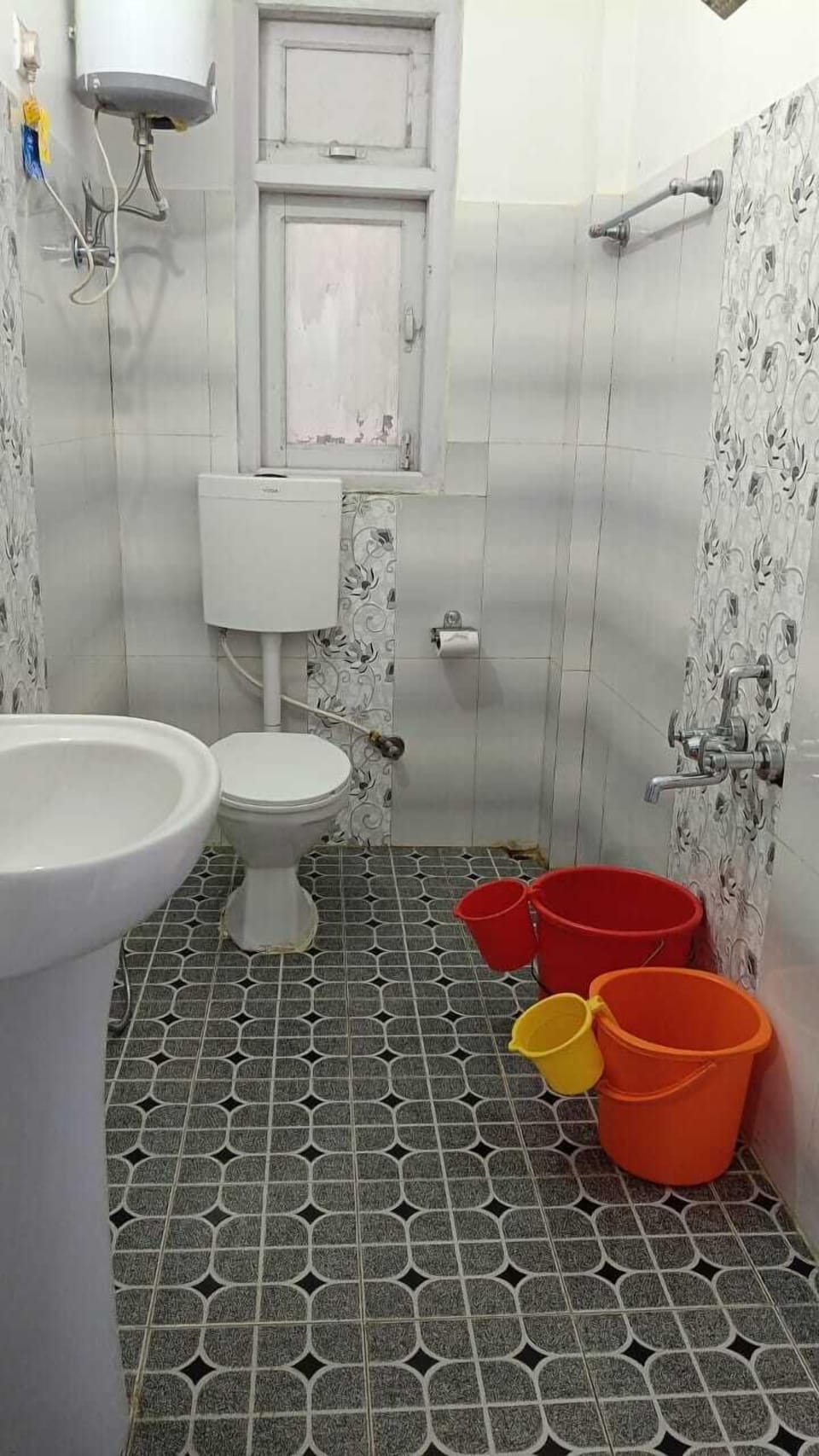 Shower, towels, soap, toilet paper