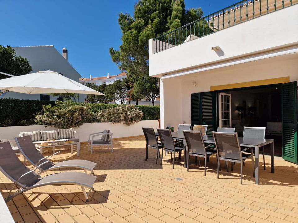 Furniture, Outdoor Furniture, Chair, Table, Outdoor Table, Flooring, Floor, Kitchen & Dining Room Table, Shade, Garden
