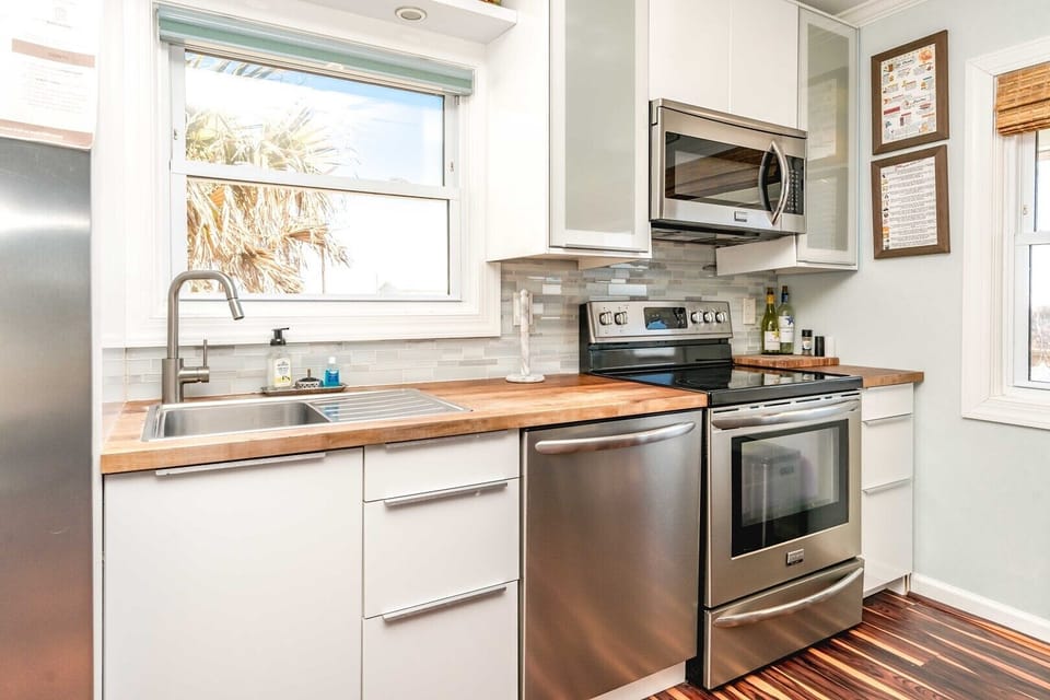 Kitchen II