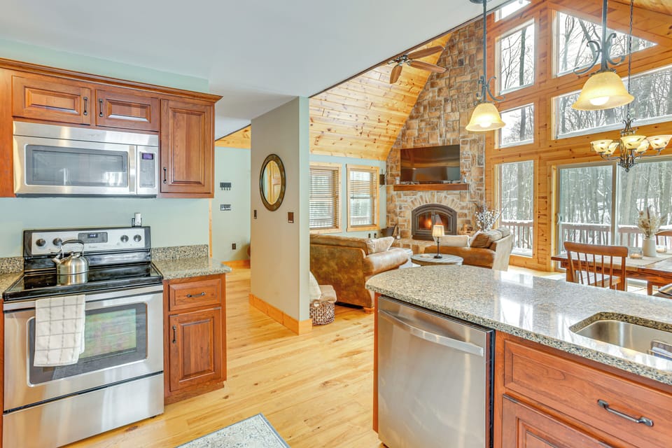 House (3 Bedrooms) | Interior