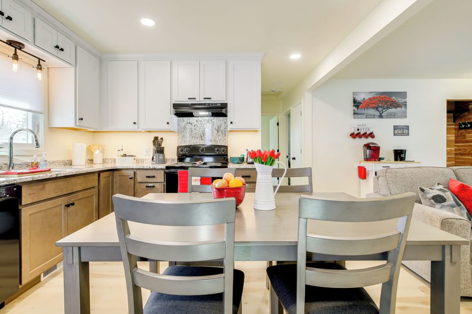 House (2 Bedrooms) | Interior