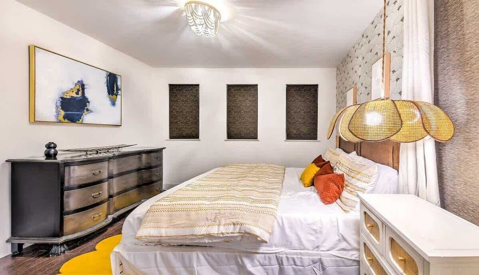 King bed with full private bathroom