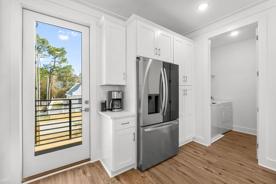 Townhome, Resort View | Private kitchen | Full-size fridge, microwave, oven, stovetop