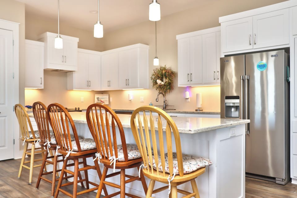 Kitchen with Bar Seating